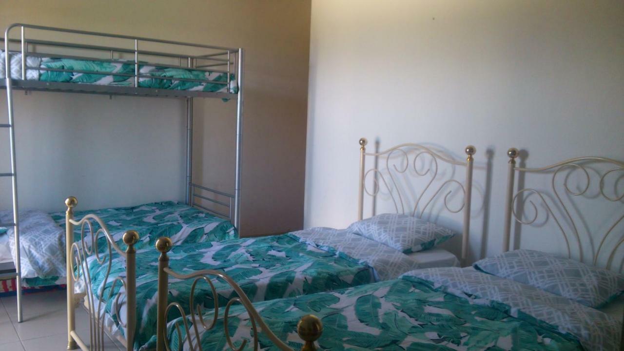 Family & Friends Apartments Алвор Екстериор снимка