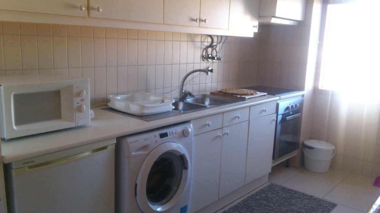 Family & Friends Apartments Алвор Екстериор снимка